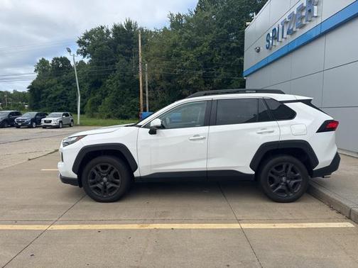 2023 Toyota RAV4 Adventure