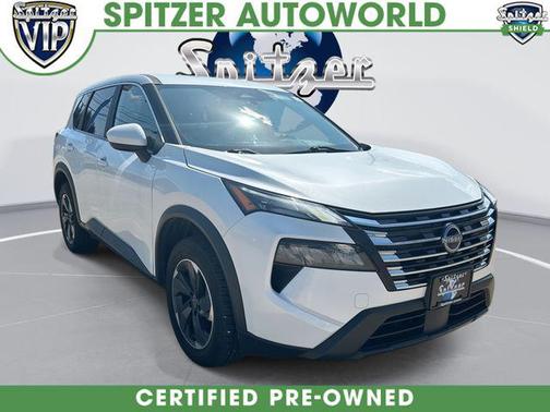 Everest White Pearl 2024 Nissan Rogue SV