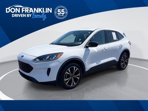Oxford White 2021 Ford Escape SE