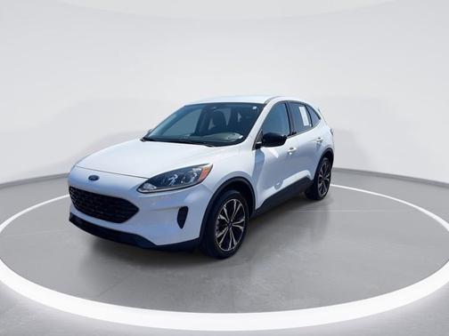 Oxford White 2021 Ford Escape SE