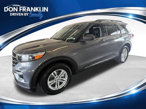 Gray Metallic 2023 Ford Explorer XLT