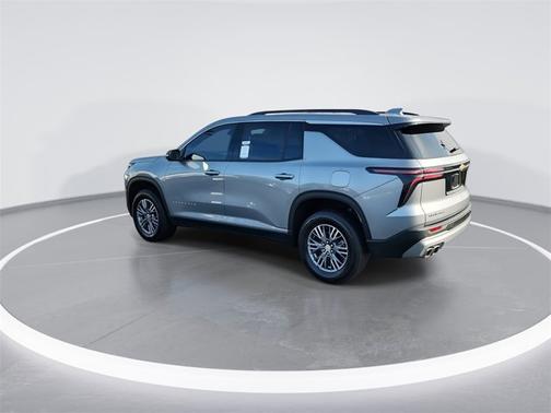 2024 Chevrolet Traverse FWD LT