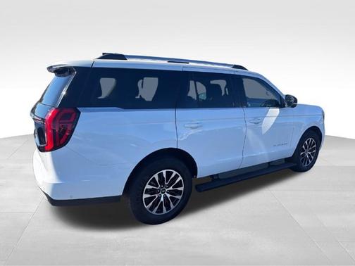 Oxford White 2025 Ford Expedition Platinum