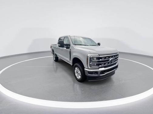 Avalanche 2026 Ford F-250 XLT