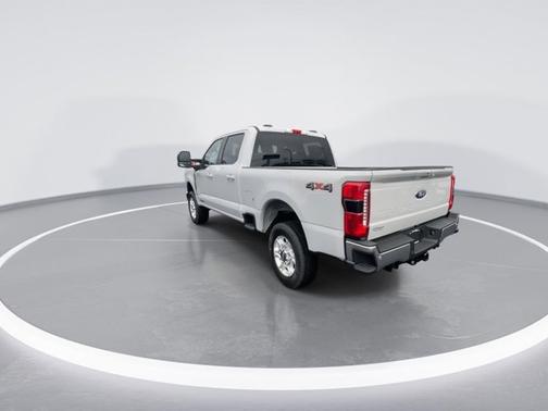 Avalanche 2026 Ford F-250 XLT