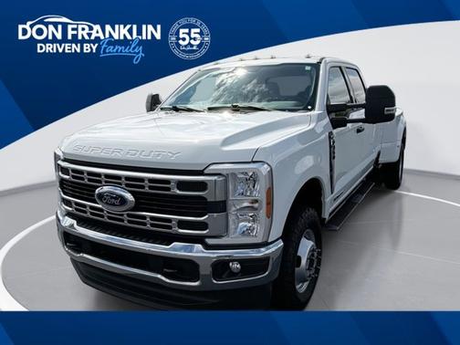 Oxford White 2024 Ford F-350 XLT