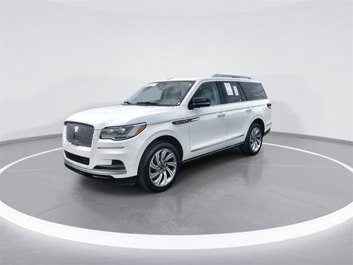 2023 Lincoln Navigator Reserve
