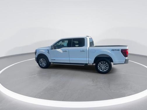 Star White Metallic Tri-Coat 2026 Ford F-150 LARIAT