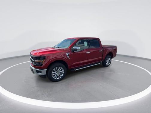 Ruby Red Metallic Tinted Clearcoat 2026 Ford F-150 XLT
