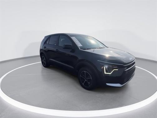2024 Kia Niro LX
