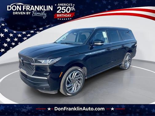 Infinite Black Metallic Clearcoat 2026 Lincoln Navigator L Reserve