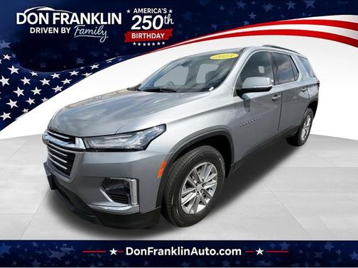 Sterling Gray Metallic 2023 Chevrolet Traverse LT Cloth