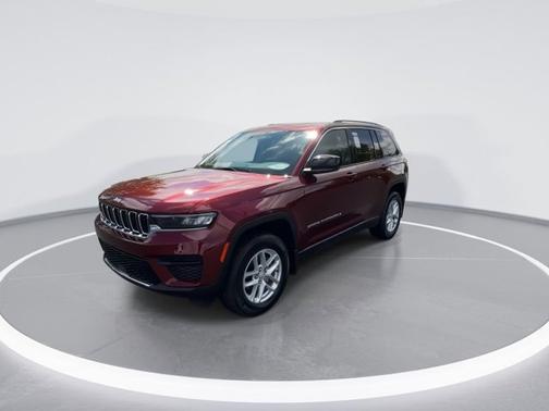 Velvet Red Pearlcoat 2023 Jeep Grand Cherokee Laredo X