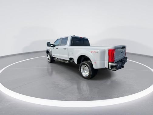 Avalanche 2026 Ford F-450 XL
