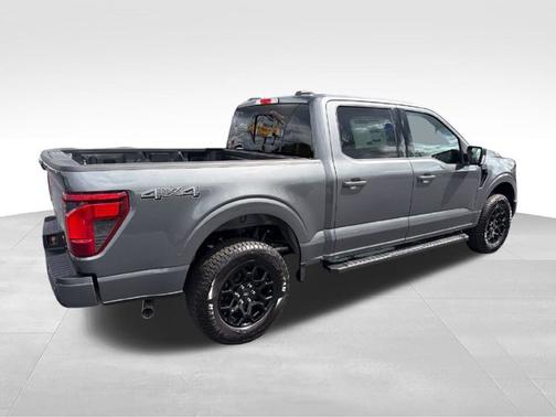 Carbonized Gray Metallic 2026 Ford F-150 XLT