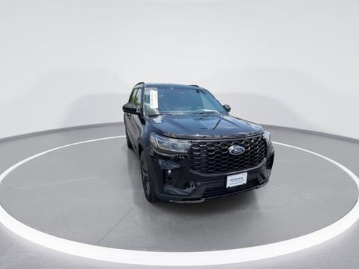 Black Metallic 2025 Ford Explorer ST-Line