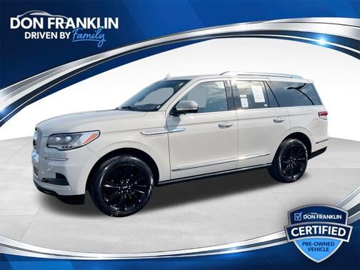 Pearl Metallic 2024 Lincoln Navigator Reserve