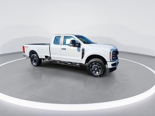 Avalanche 2026 Ford F-350 XL