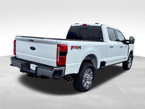 White Metallic 2024 Ford F-250 LARIAT