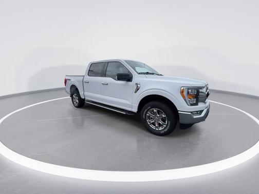 Oxford White 2021 Ford F-150 XLT