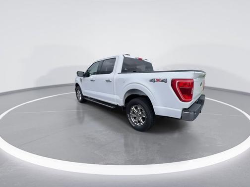 Oxford White 2021 Ford F-150 XLT
