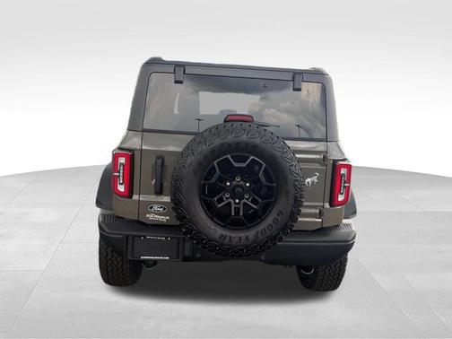 Marsh Gray 2026 Ford Bronco Badlands