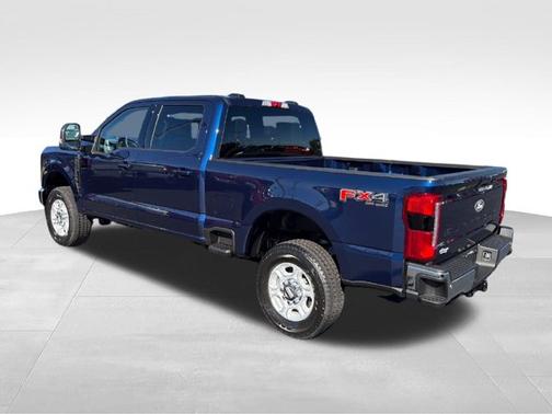 Neptune Blue 2027 Ford F-250 XLT