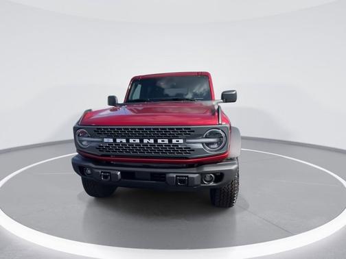 Ruby Red Metallic Tinted Clearcoat 2026 Ford Bronco Badlands