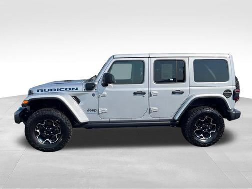Silver Zynith Clearcoat 2023 Jeep Wrangler 4xe Rubicon