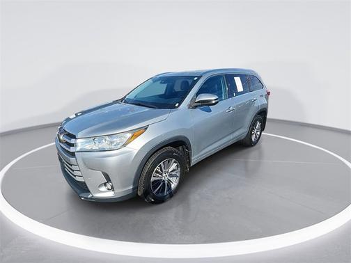 2017 Toyota Highlander 