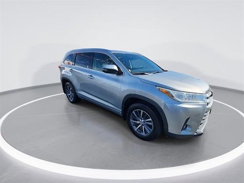 2017 Toyota Highlander 