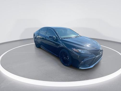Midnight Black Metallic 2021 Toyota Camry XSE