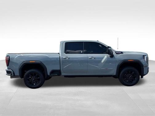 Thunderstorm Gray 2024 GMC Sierra 2500 AT4
