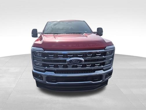 Ruby Red Metallic Tinted Clearcoat 2026 Ford F-250 XLT