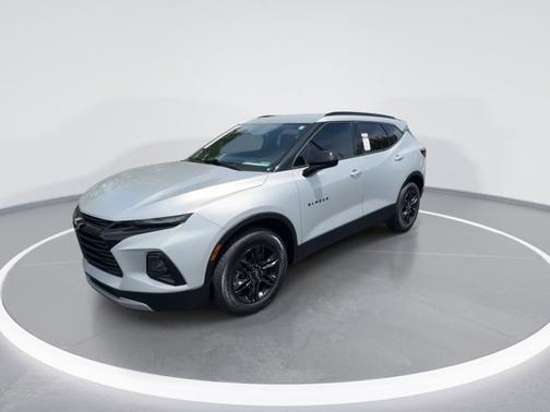 Silver Ice Metallic 2021 Chevrolet Blazer LT