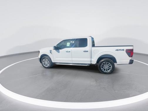 Oxford White 2026 Ford F-150 XLT