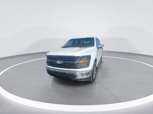 Oxford White 2026 Ford F-150 XLT
