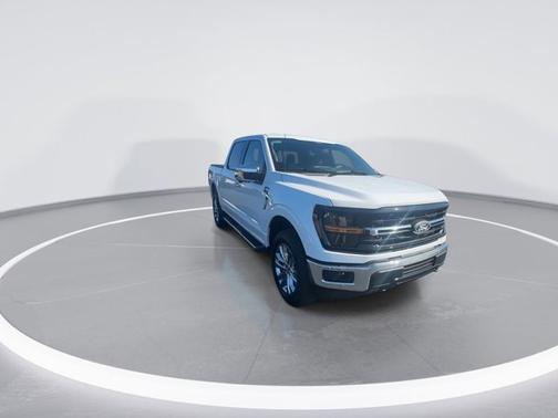 Oxford White 2026 Ford F-150 XLT