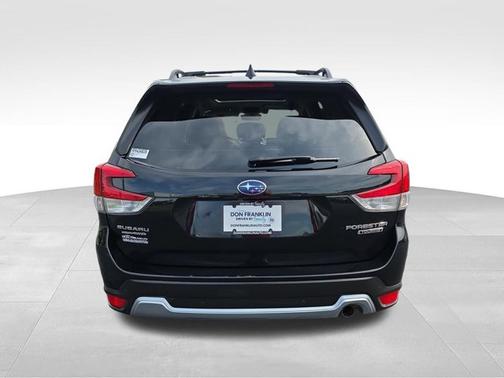 Crystal Black Silica 2021 Subaru Forester Touring