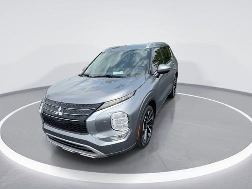 Gray 2022 Mitsubishi Outlander SEL