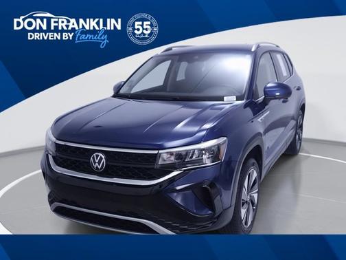 Blue Metallic 2024 Volkswagen Taos SE