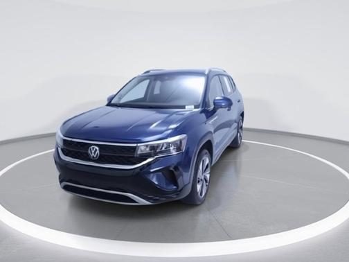 Blue Metallic 2024 Volkswagen Taos SE