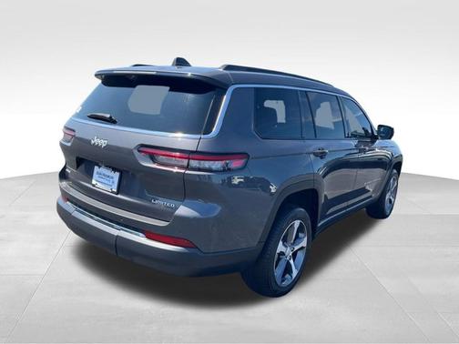 Baltic Gray Metallic Clearcoat 2024 Jeep Grand Cherokee L Limited