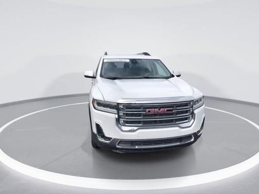 Summit White 2023 GMC Acadia SLE
