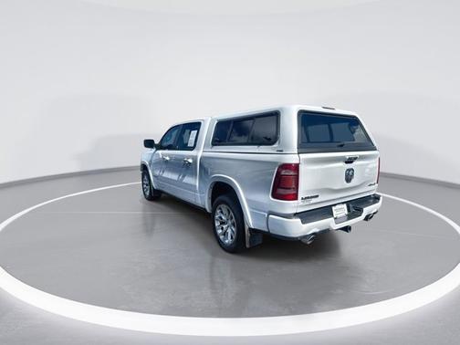 Bright White Clearcoat 2022 RAM 1500 Laramie