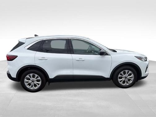 Oxford White 2024 Ford Escape Active