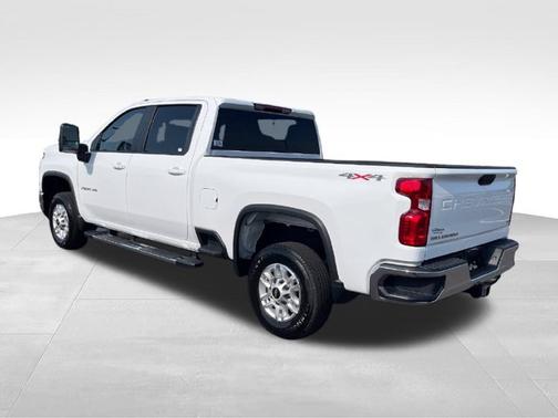 Summit White 2025 Chevrolet Silverado 2500 LT