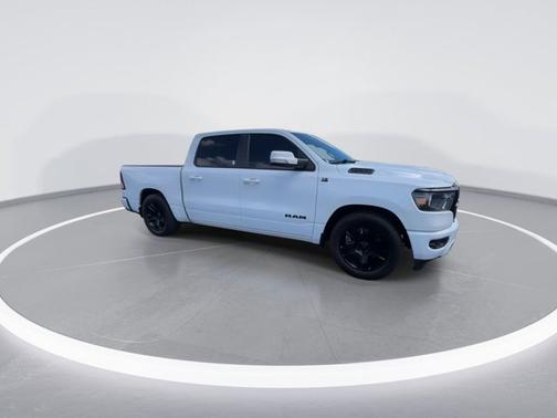 Bright White Clearcoat 2020 RAM 1500 Big Horn