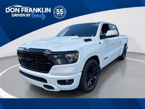 Bright White Clearcoat 2020 RAM 1500 Big Horn