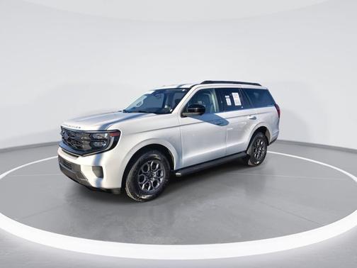Oxford White 2025 Ford Expedition Active